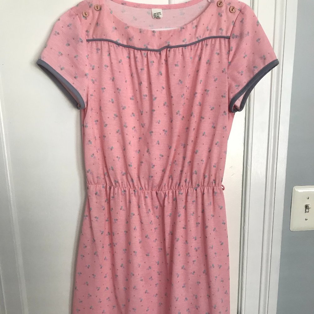 Vintage floral short sleeve dress